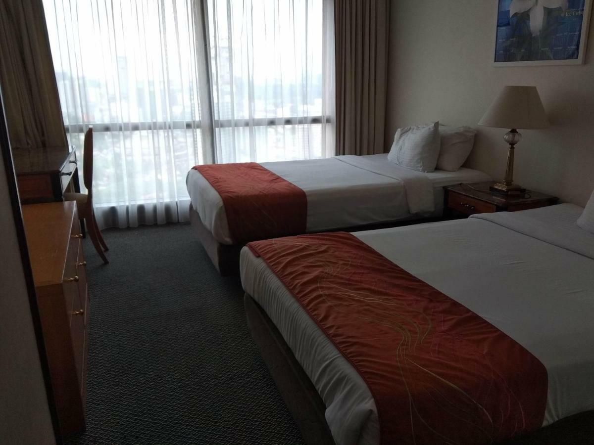 Times Square Private Service Suite At Kl Kuala Lumpur Buitenkant foto